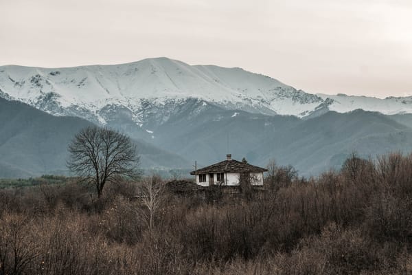 Миграцията към българските села